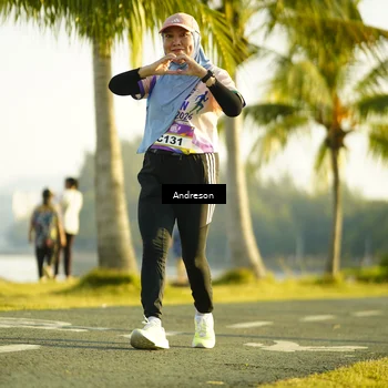 Runner Photo 6161476