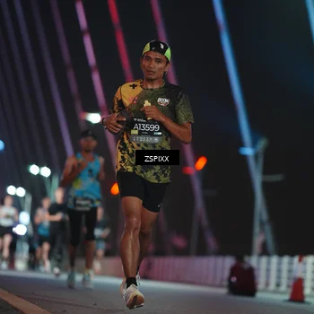 Runner Photo 6161505