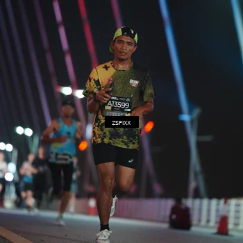Runner Photo 6161585