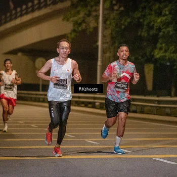 Runner Photo 6161590
