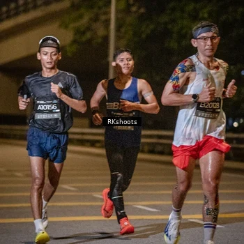 Runner Photo 6161595