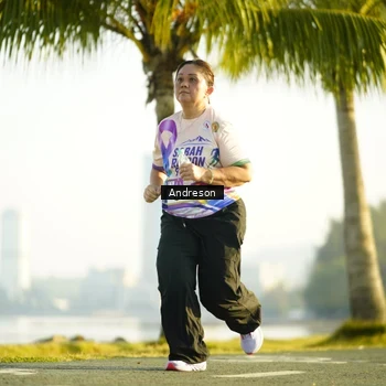 Runner Photo 6161596
