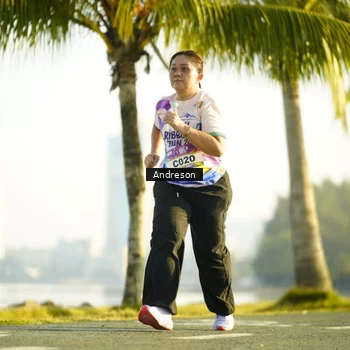 Runner Photo 6161605