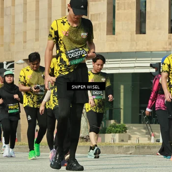 Runner Photo 6161628
