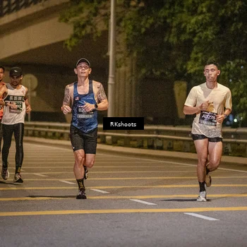 Runner Photo 6161663