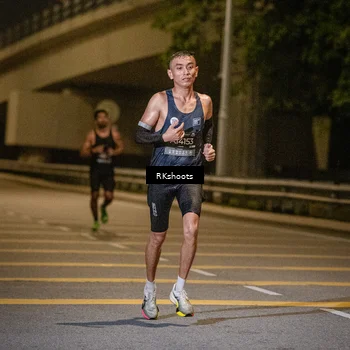 Runner Photo 6161665