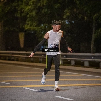 Runner Photo 6161745