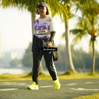 Runner Photo 6161751