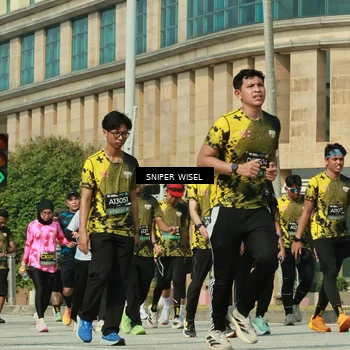 Runner Photo 6161765