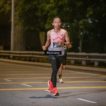 Runner Photo 6161767