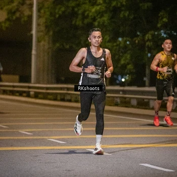 Runner Photo 6161771