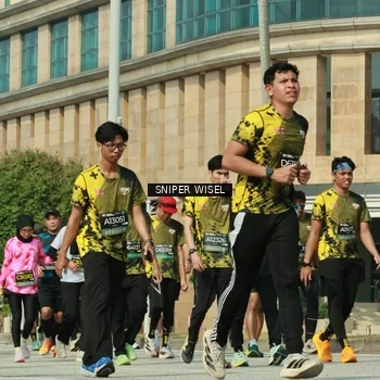 Runner Photo 6161774