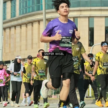 Runner Photo 6161786