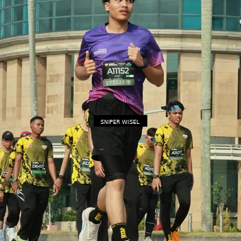 Runner Photo 6161790