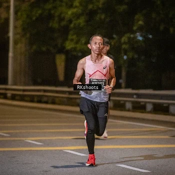Runner Photo 6161804