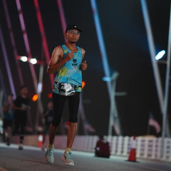 Runner Photo 6161824