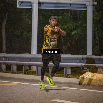 Runner Photo 6161850