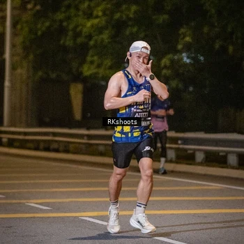 Runner Photo 6161890
