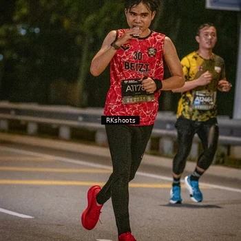 Runner Photo 6161896