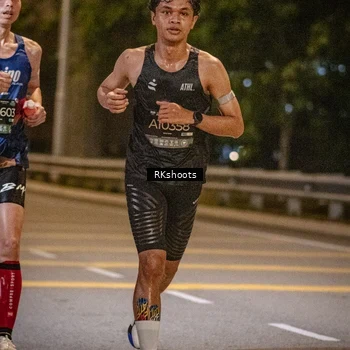 Runner Photo 6161898