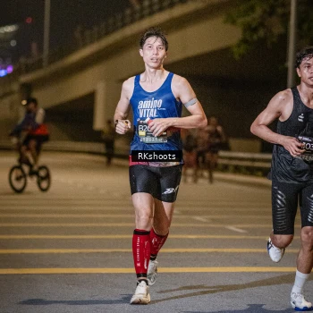 Runner Photo 6161901