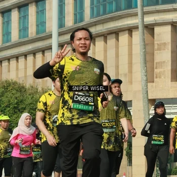 Runner Photo 6161925