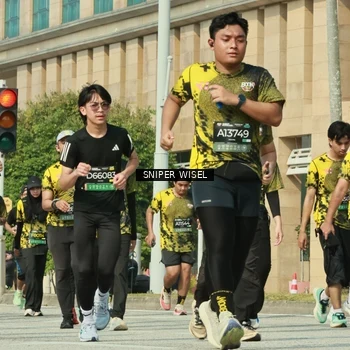 Runner Photo 6161980