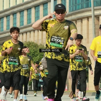 Runner Photo 6162046