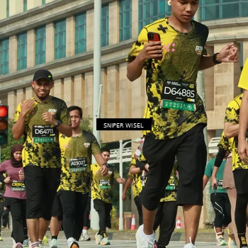 Runner Photo 6162055