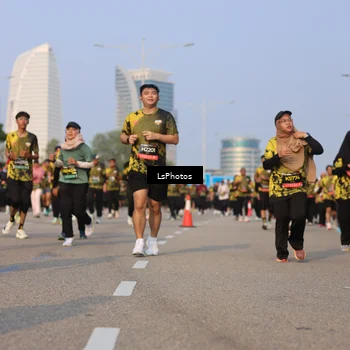 Runner Photo 6162072