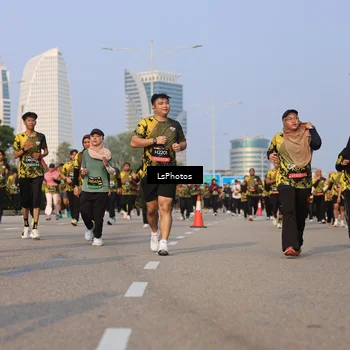 Runner Photo 6162087