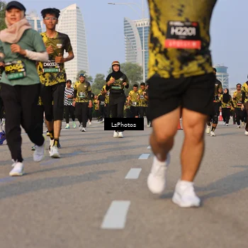 Runner Photo 6162109