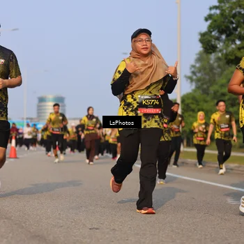 Runner Photo 6162143