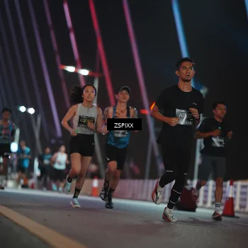 Runner Photo 6162179