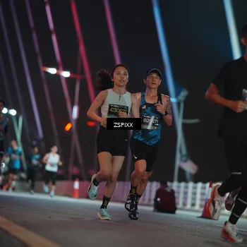 Runner Photo 6162299