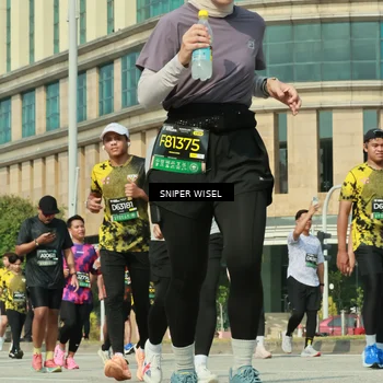 Runner Photo 6162305