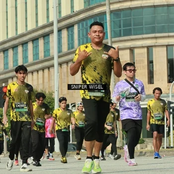 Runner Photo 6162349
