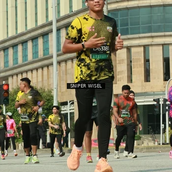 Runner Photo 6162375