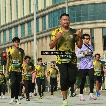 Runner Photo 6162376