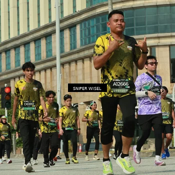 Runner Photo 6162380