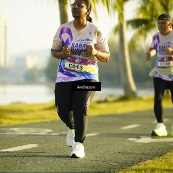 Runner Photo 6162438
