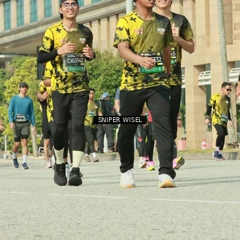 Runner Photo 6162464