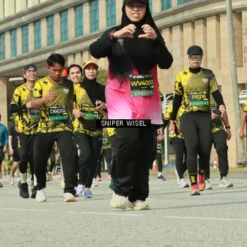 Runner Photo 6162467