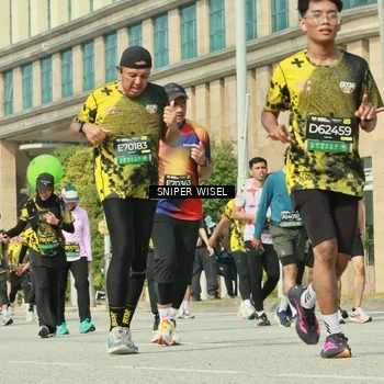 Runner Photo 6162498