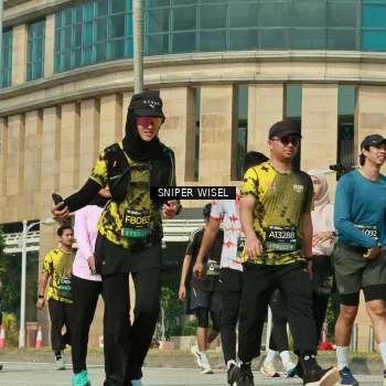 Runner Photo 6162513
