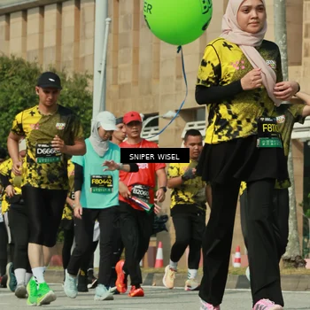 Runner Photo 6162564