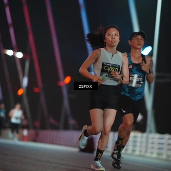 Runner Photo 6162610