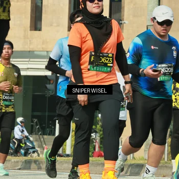 Runner Photo 6162729