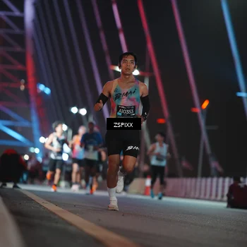 Runner Photo 6162793