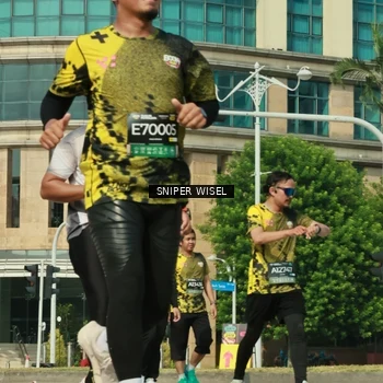 Runner Photo 6162881